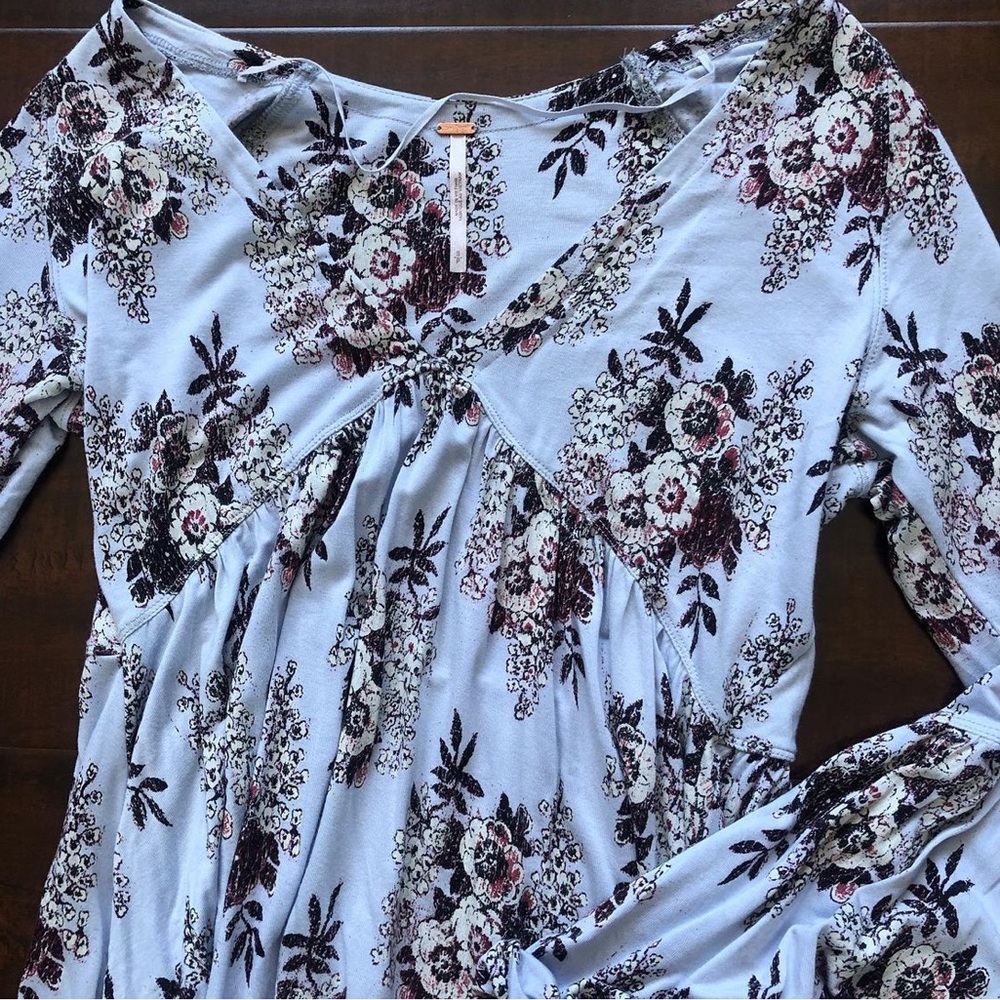 Free People bubble sleeve floral top